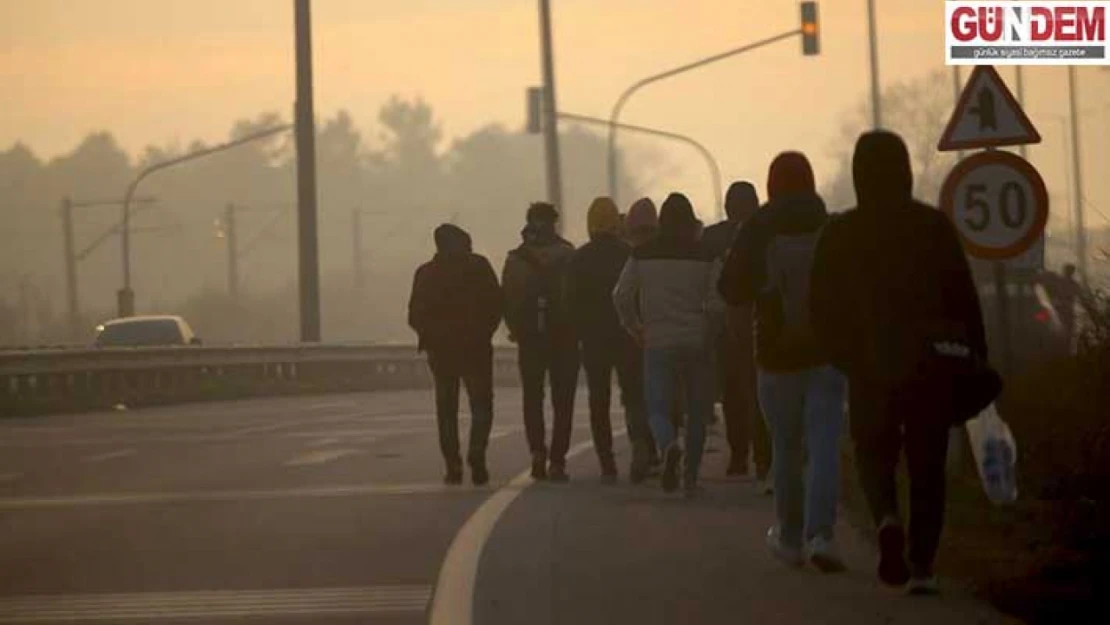 27 düzensiz göçmen yakalandı
