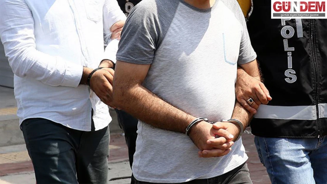 5 FETÖ şüphelisi ile 4 düzensiz göçmen yakalandı