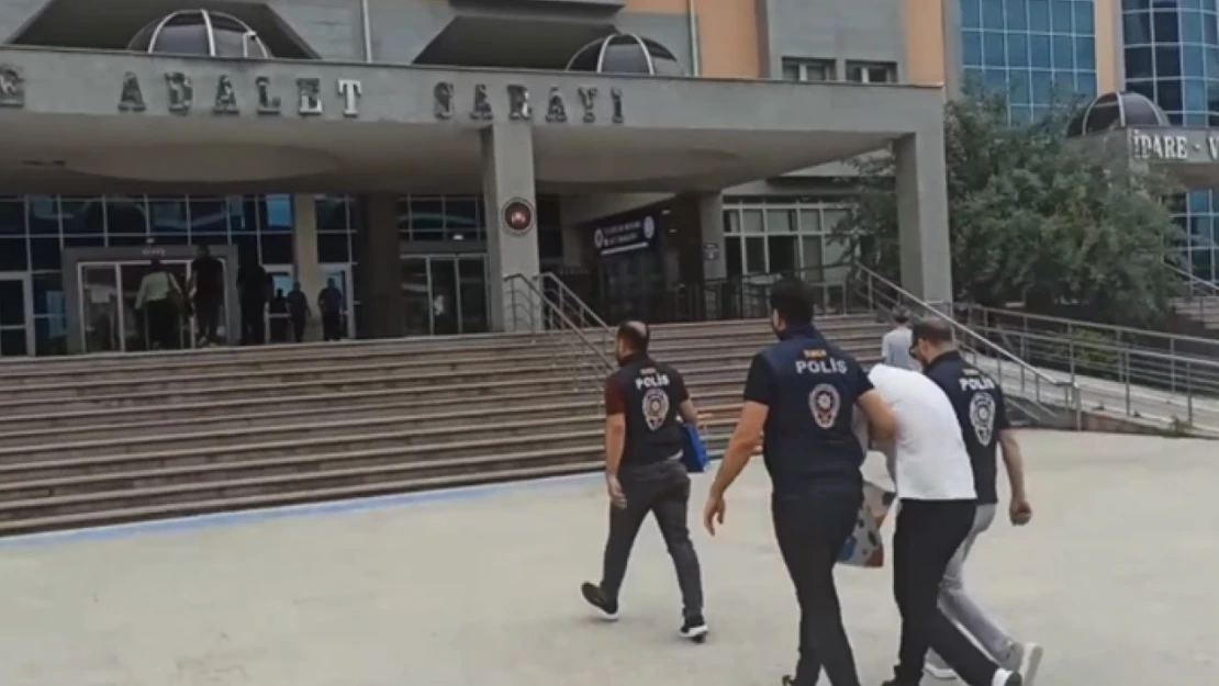 9 şüpheliden 4'ü tutuklandı