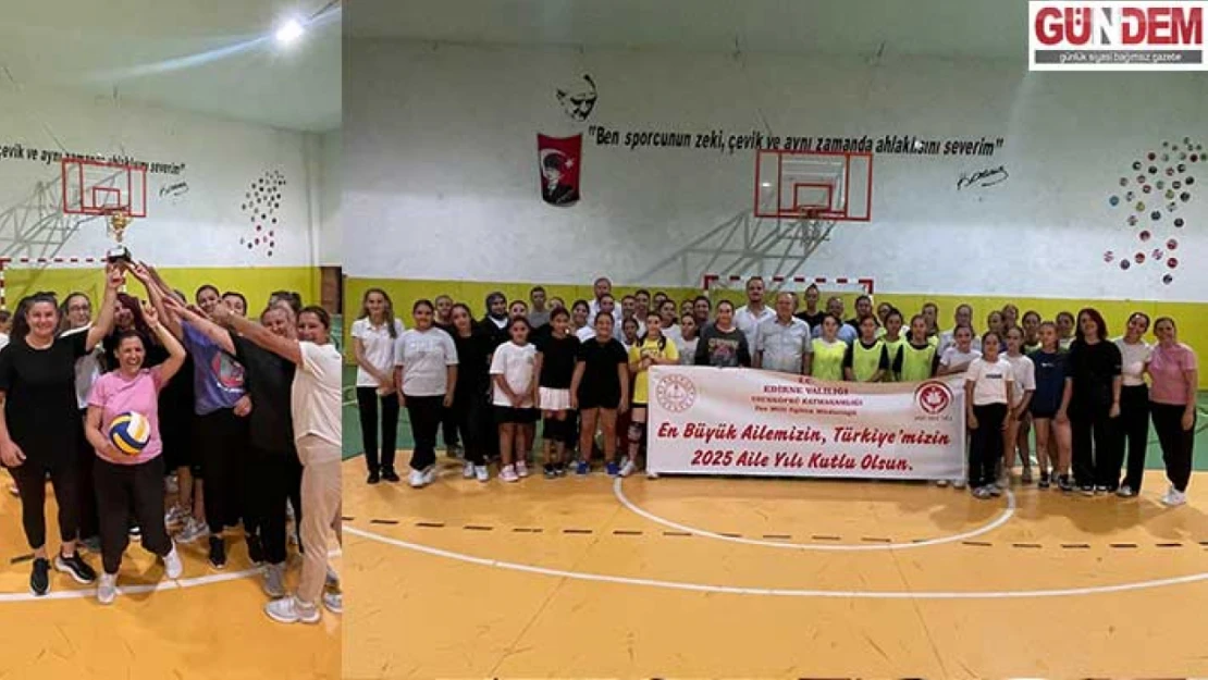 Aile Yılı kapsamında anneler ve kızları voleybol maçı yaptı