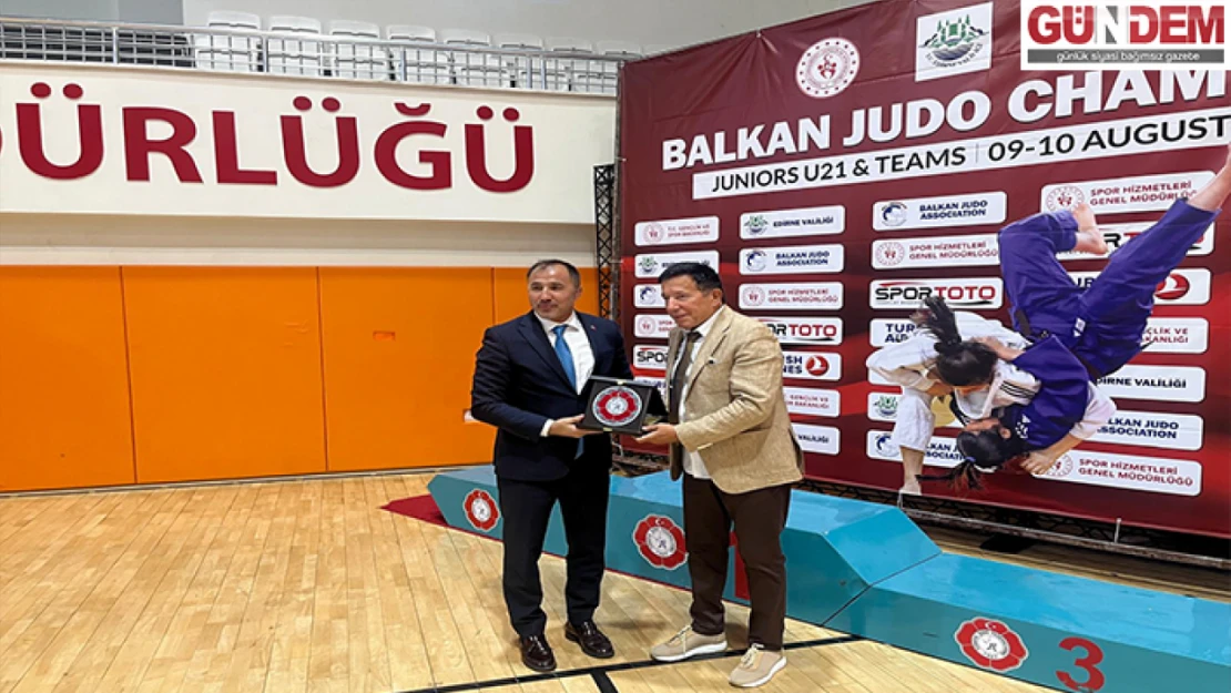 Balkan judo şampiyonası Edirne'de başladı