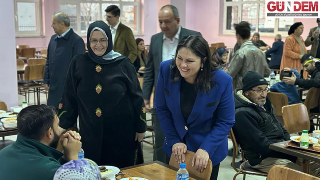 Başkan İba, depremzede ailelerle birlikte iftar yaptı