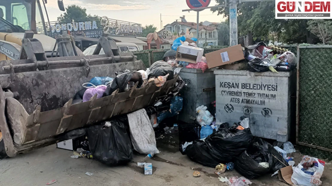 Bayramda nüfusu 5 kat artan Saros Körfezi sahillerinde bayram tatilinde 473 kamyon çöp toplandı