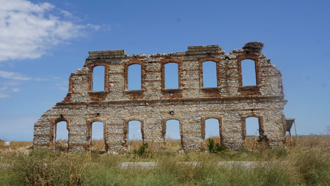 Beksaç, Edirne Asker Hastanesi'nin korunması gerektiğini söyledi