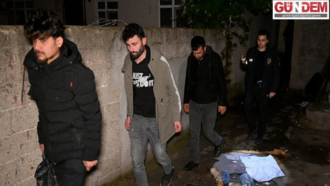 Bir evde 16 düzensiz göçmen yakalandı