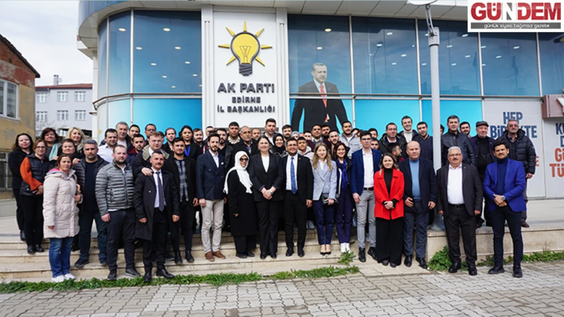 Cambaz, aday adaylığı başvurusunu düzenlediği toplantı ile duyurdu