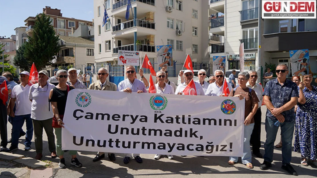 Çamerya katliamının yıldönümünde Yunanistan Konsolosluğu'na siyah çelenk bırakıldı