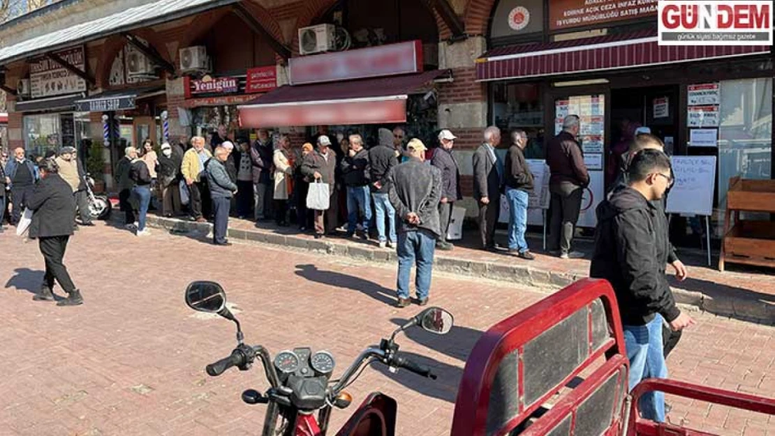 Cezaevi satış mağazasına vatandaştan rağbet