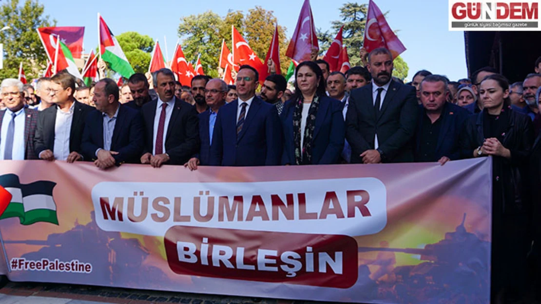 İsrail yoğun katılımla lanetlendi