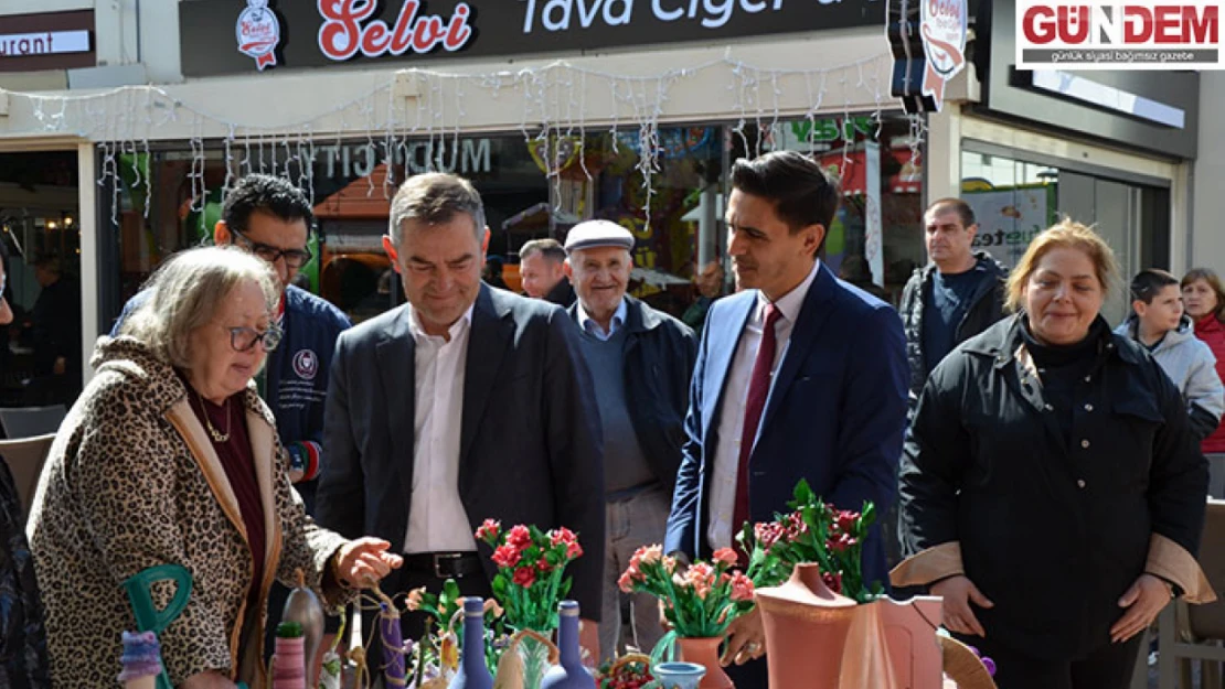 Depremzedeler için kermes düzenlendi