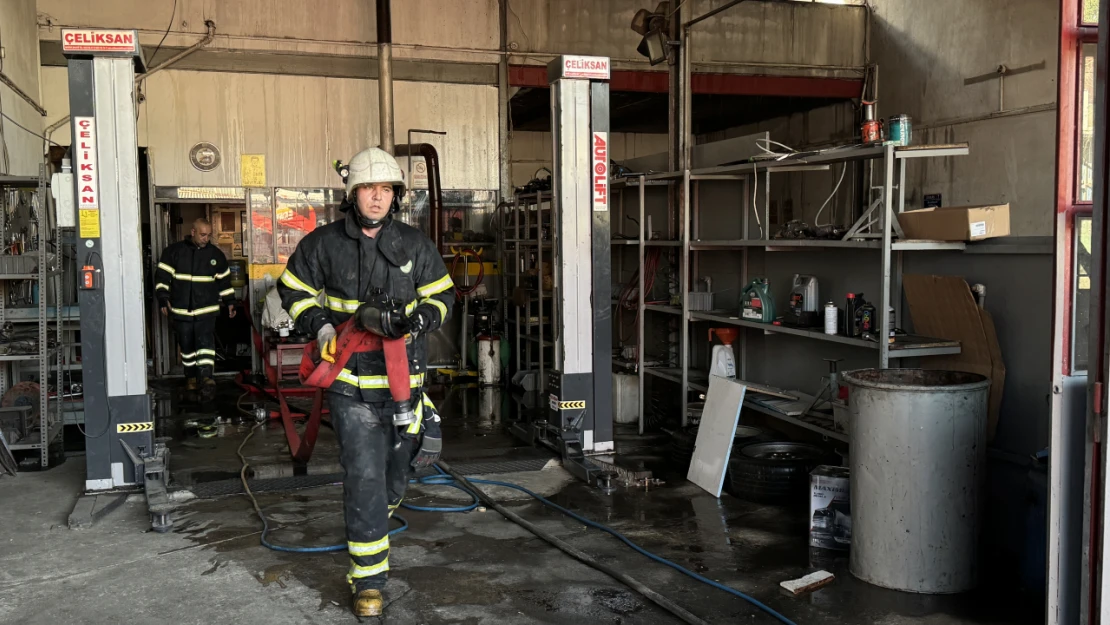 Edirne'de bir iş yerinde çıkan yangın söndürüldü