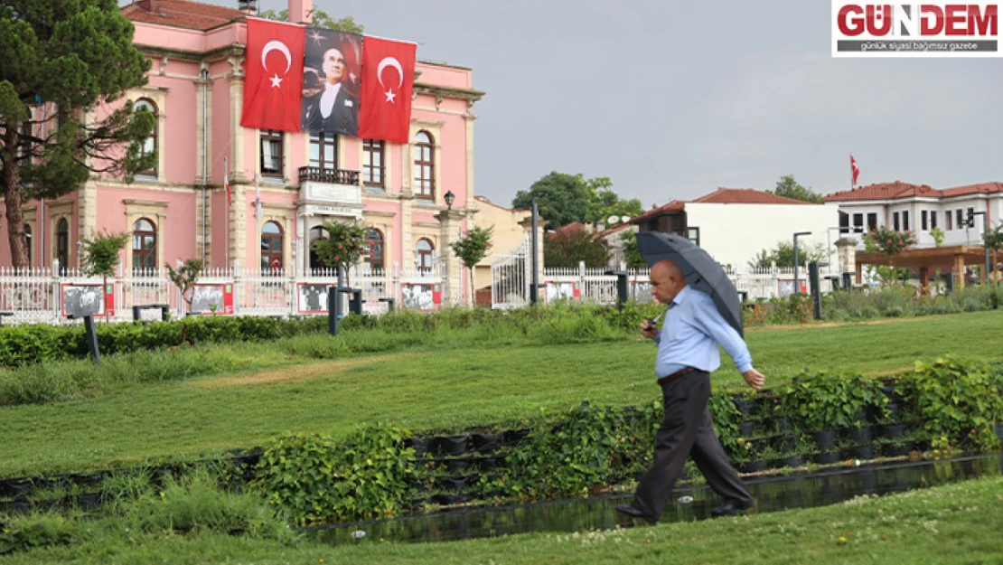 Edirne'de sağanak etkili oldu