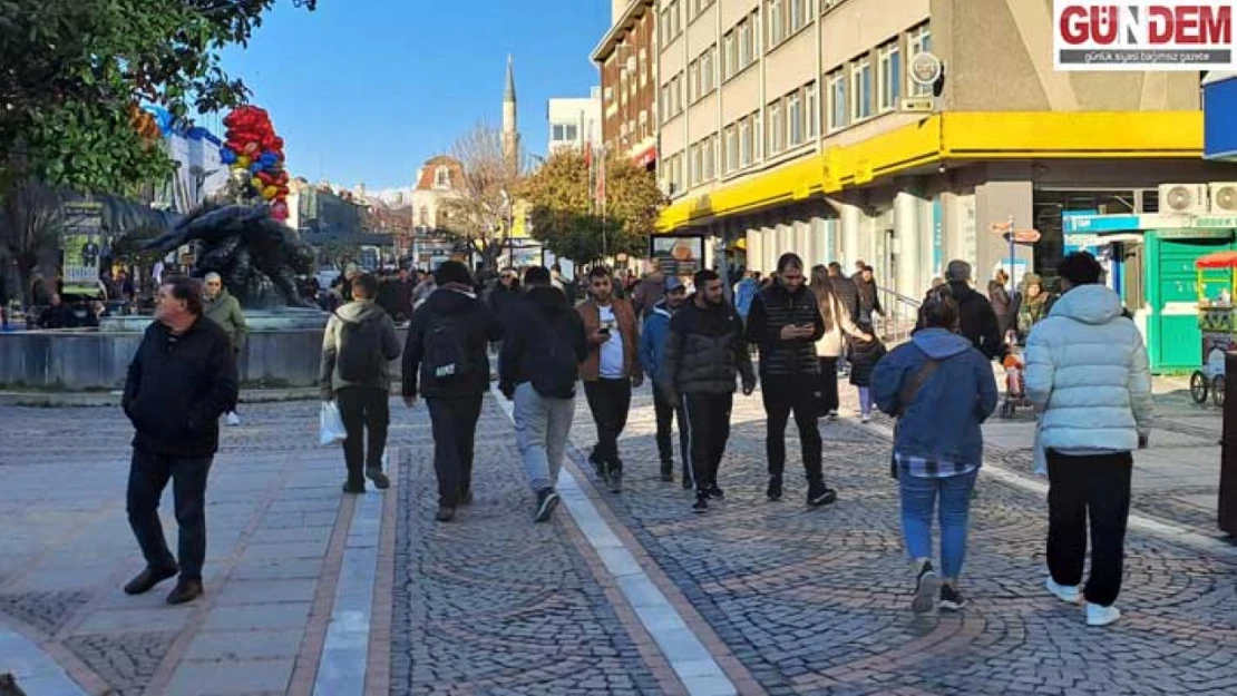 Edirne'de sıcak hava etkili oldu