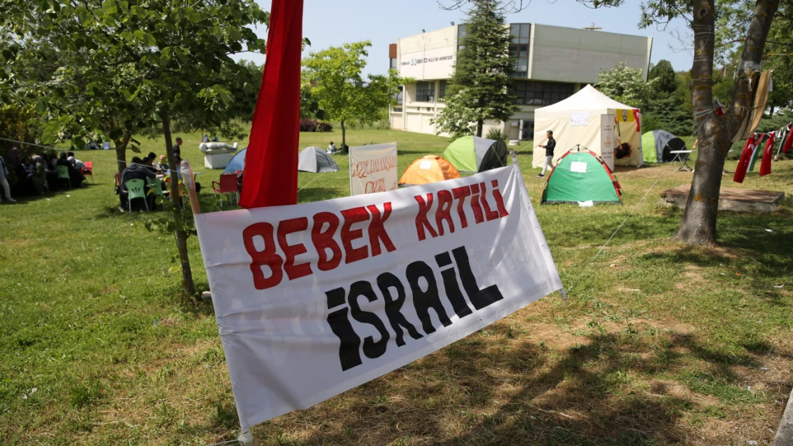 Edirne'de üniversite öğrencilerinin 'Gazze Dayanışma Çadırı'ndaki nöbeti sürüyor