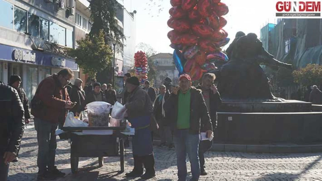 Edirne'de Yılbaşı Öncesi Cadde ve Sokaklarda Hareketlilik