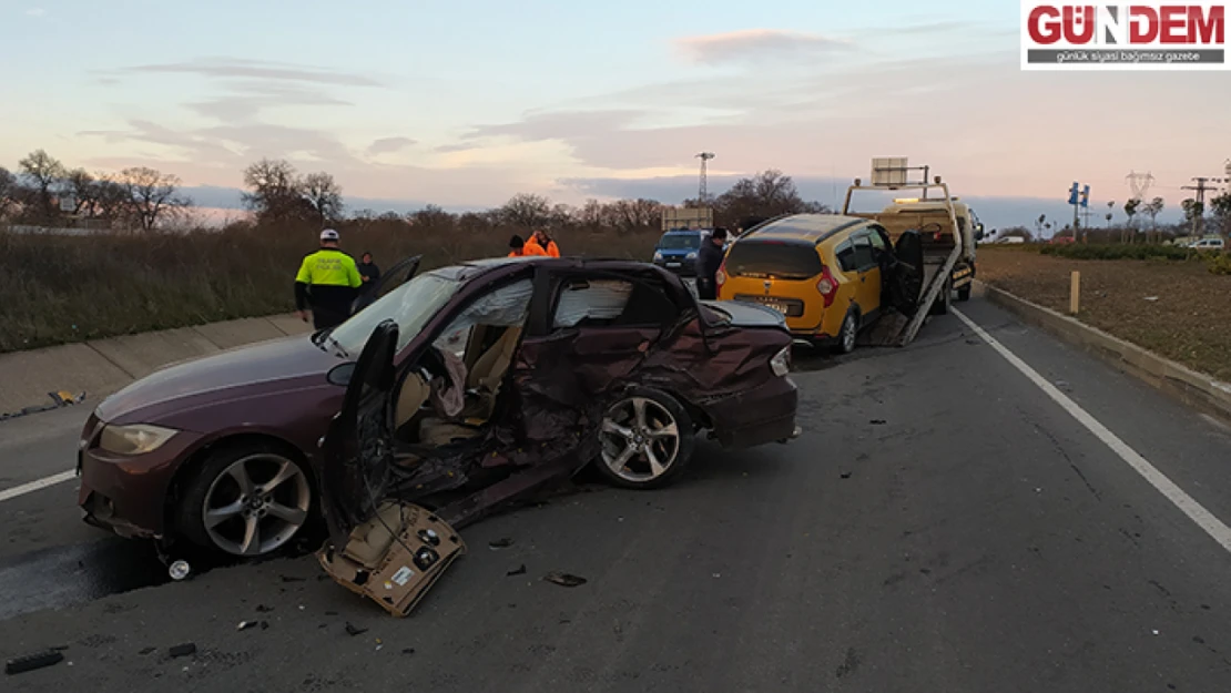 Edirne'de zincirleme trafik kazasında yaralanan iki kardeşten biri öldü