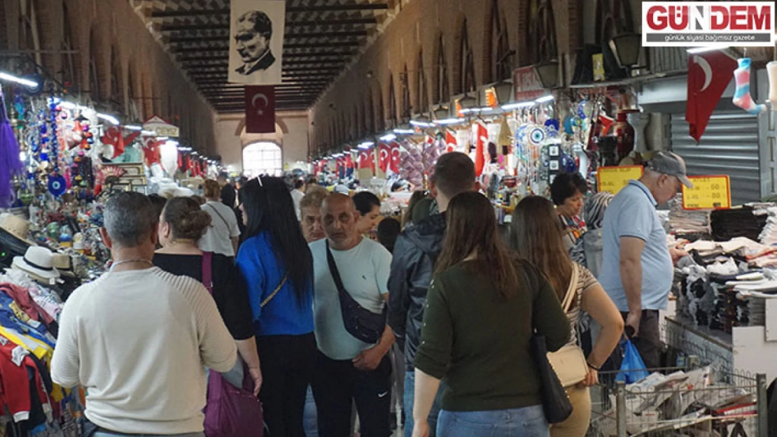 Edirne'deki Tarihi çarşılarda bayram hareketliliği yaşanıyor