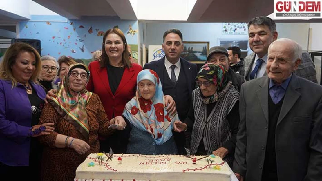 Edirne Huzurevinde Yeni Yıl Coşkusu