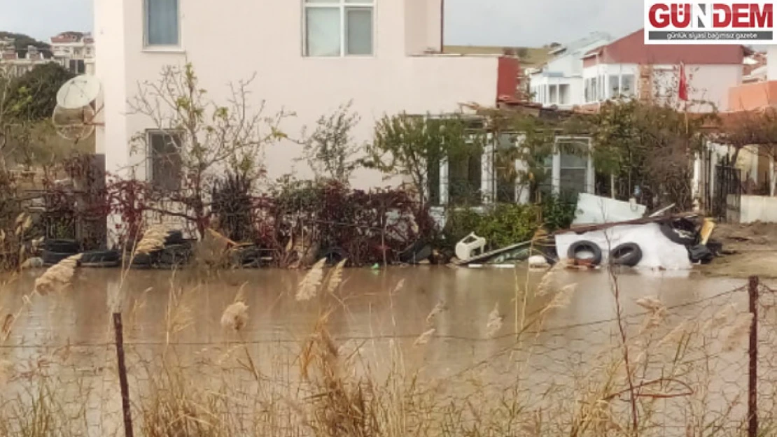 Enez'de sağanak nedeniyle yazlıkların bahçelerini su bastı