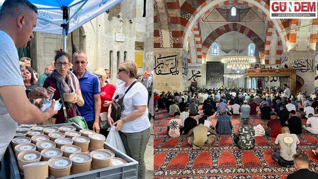 Eski Cami'de fetih hutbesi  