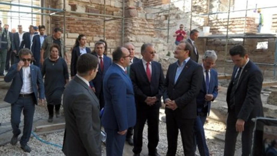 Çavuşoğlu, Enez Kalesi'ni İnceledi