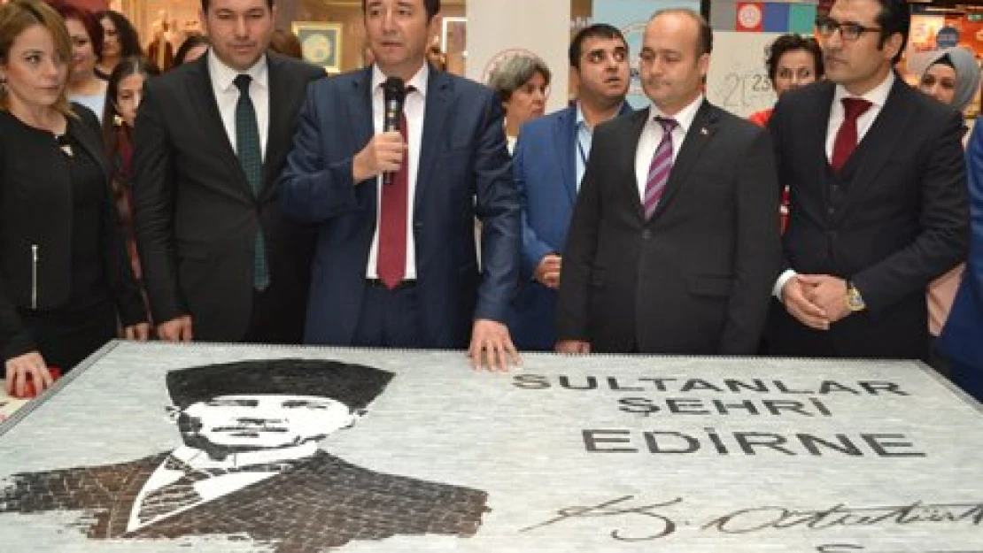 Atatürk mozaiği tamam