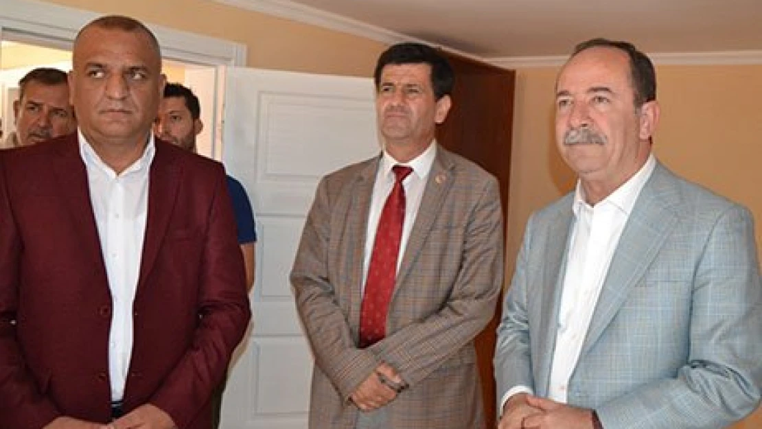 Gürkan: 'TOKİ ücretsiz yapsın'