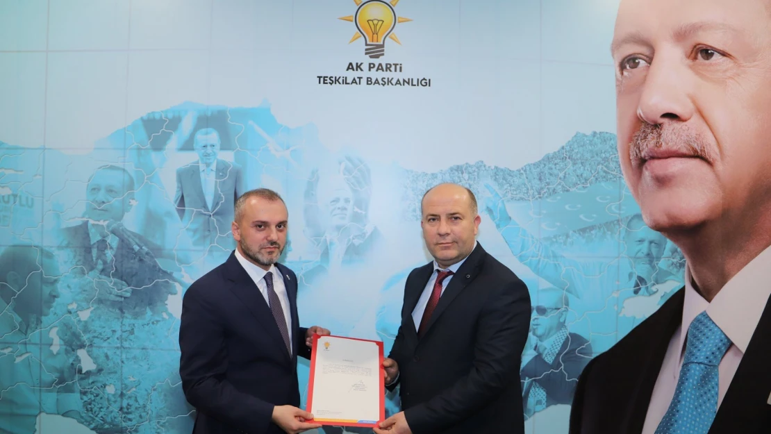 AK Parti'de Merkez İlçe Özcan'ın