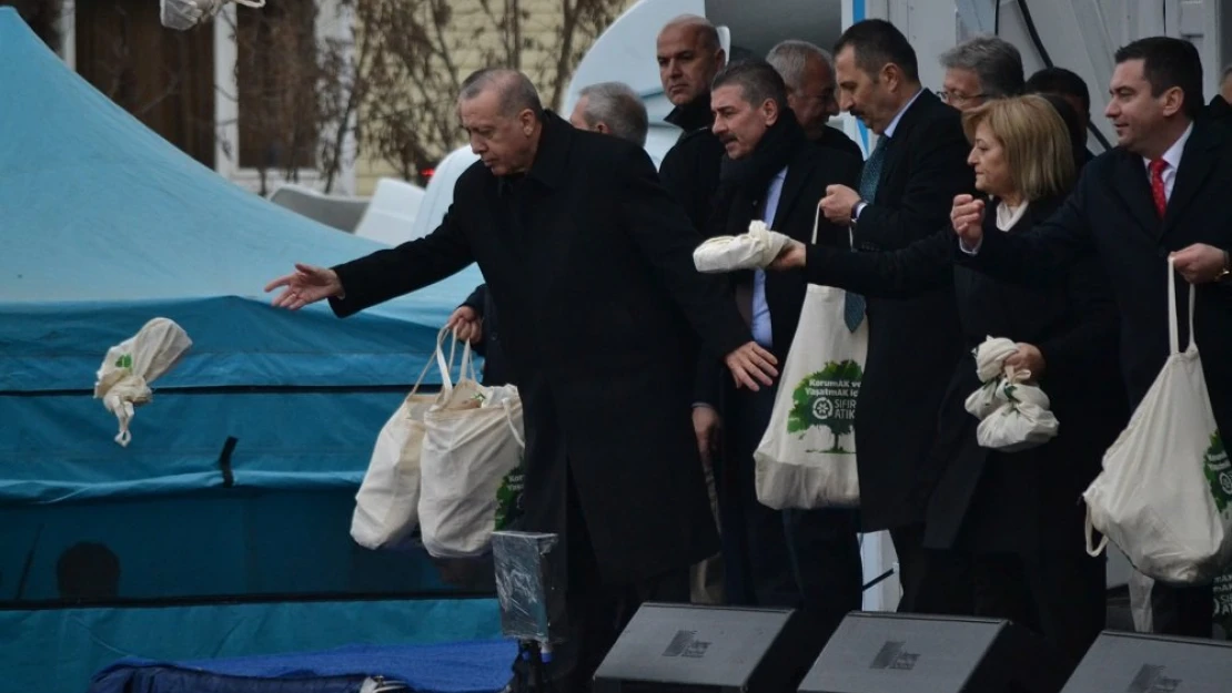 Çay ikramlı aday tanıtımı