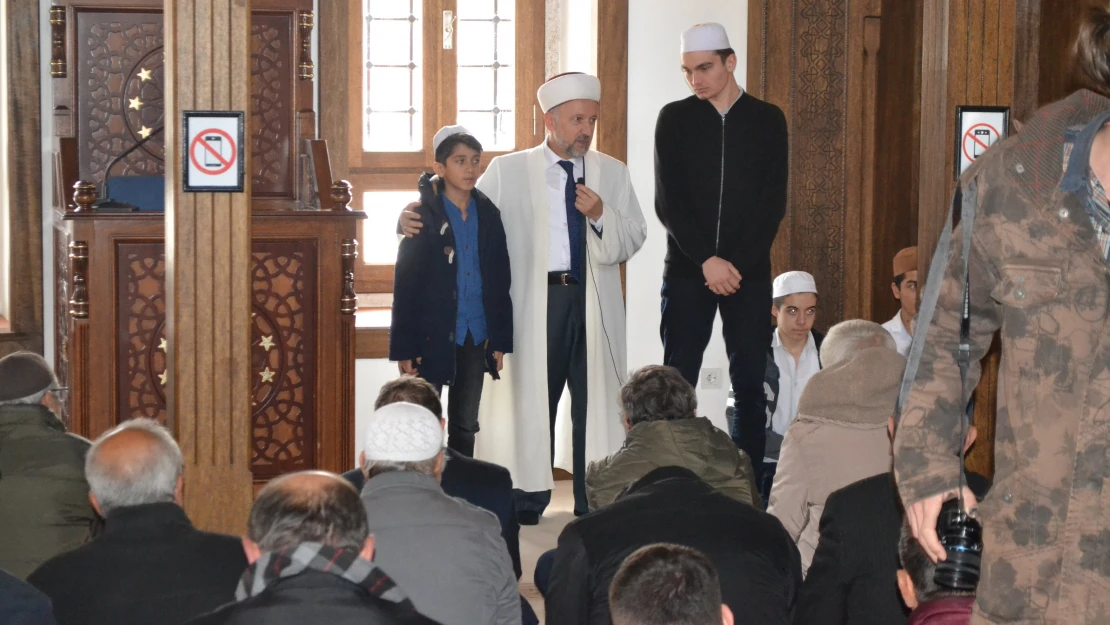 Gençliğe örnek Hz. Muhammed