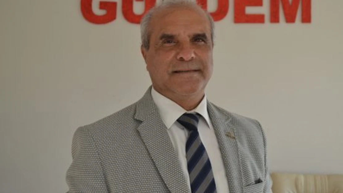 Yine Roman dernek başkanlarına çattı