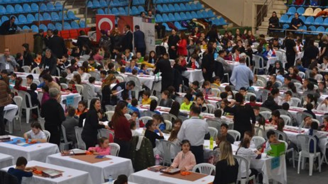 600 öğrenci akıl oyunlarında 
