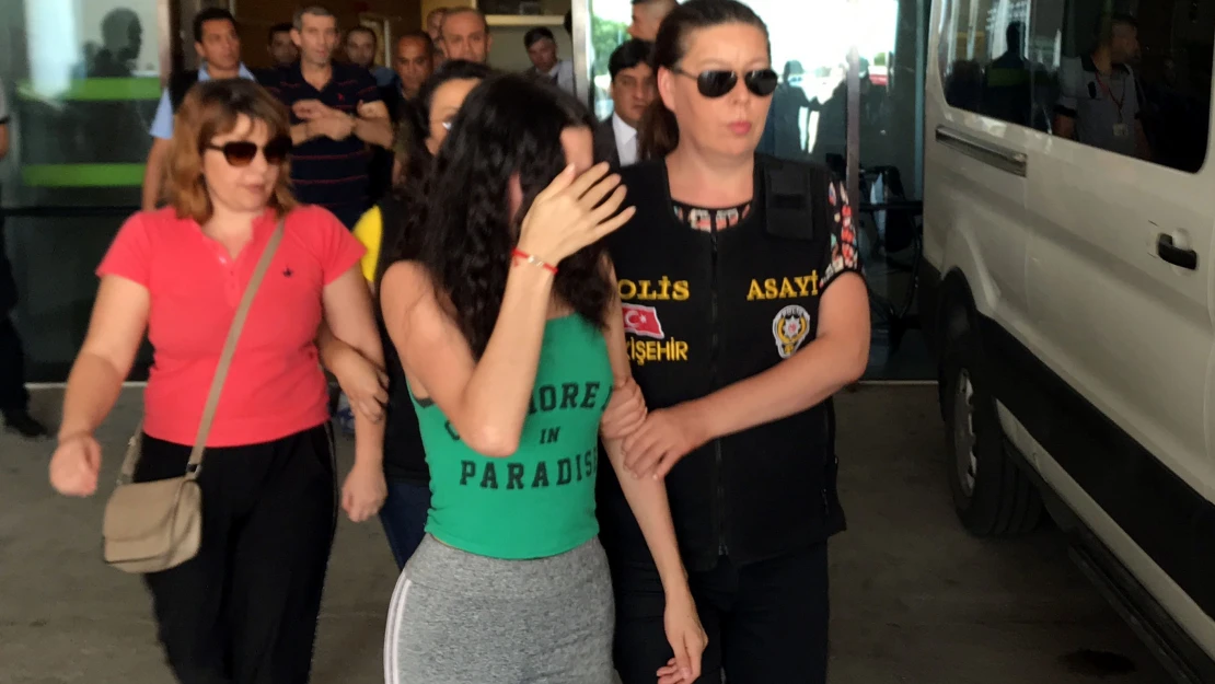 Şüpheliler Türkiye'ye iade edildi