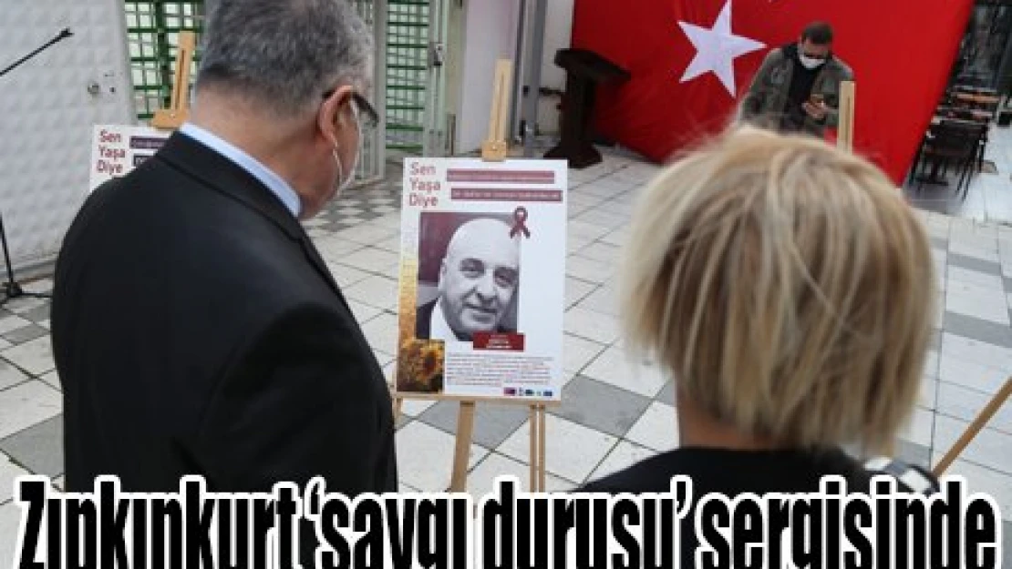 Zıpkınkurt saygı duruşu sergisinde