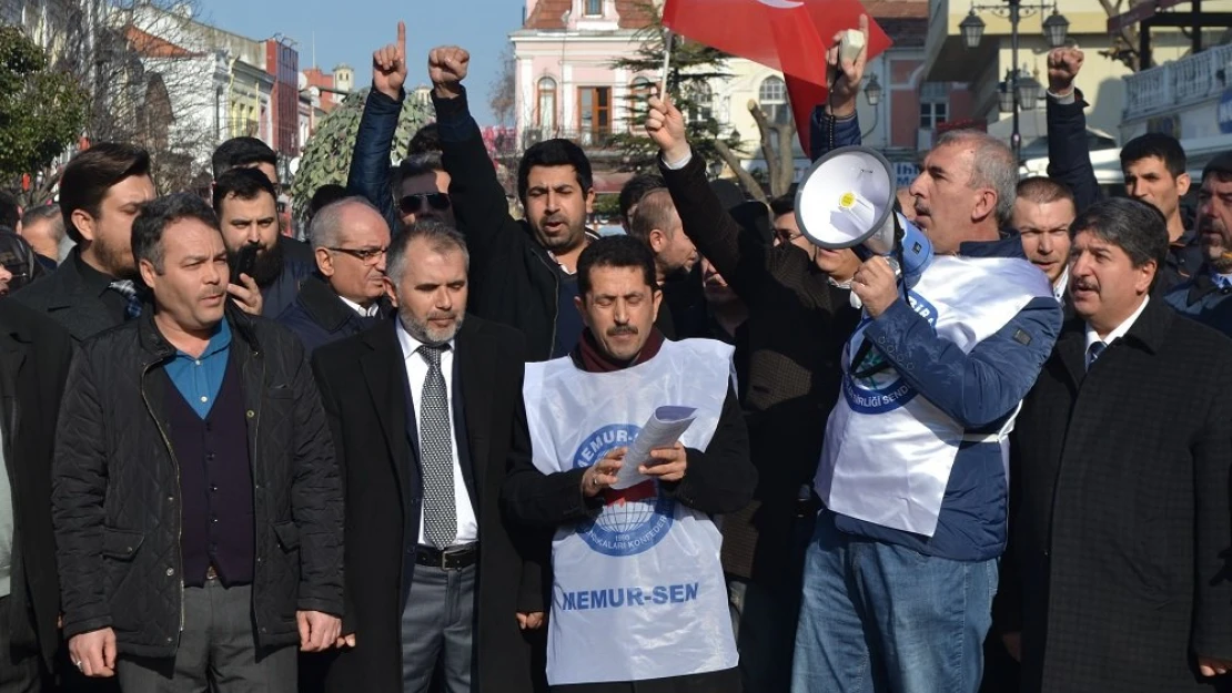 Protestoya karşı protesto