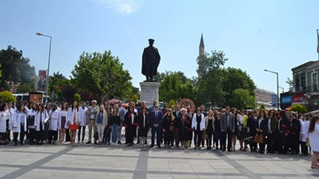 Eczacılardan çağrı: Çocuğunuzu aşılatın!