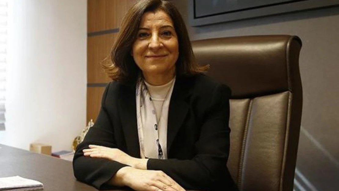 İstiklal Marşı'nı okumaya davet etti