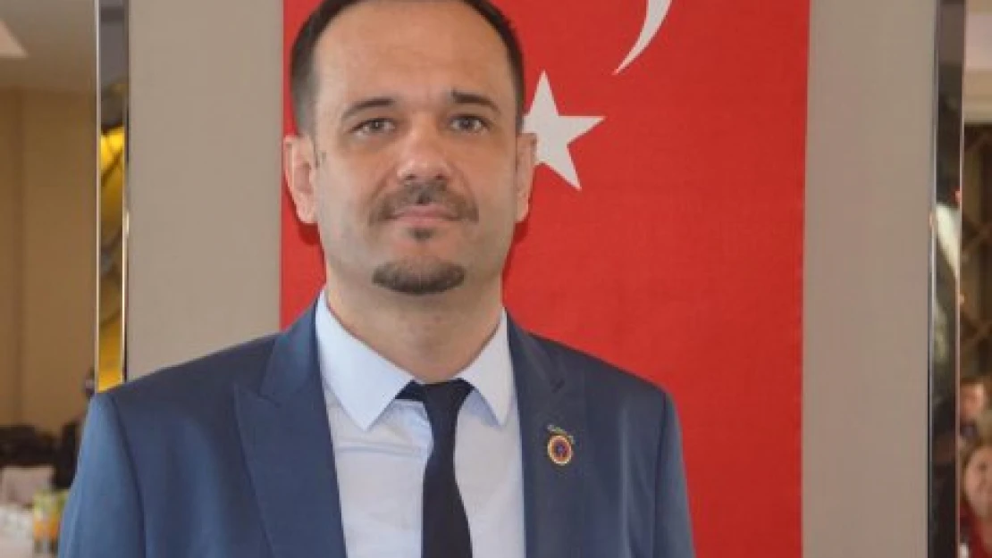 Zobar: Koltuk derdi peşindeler