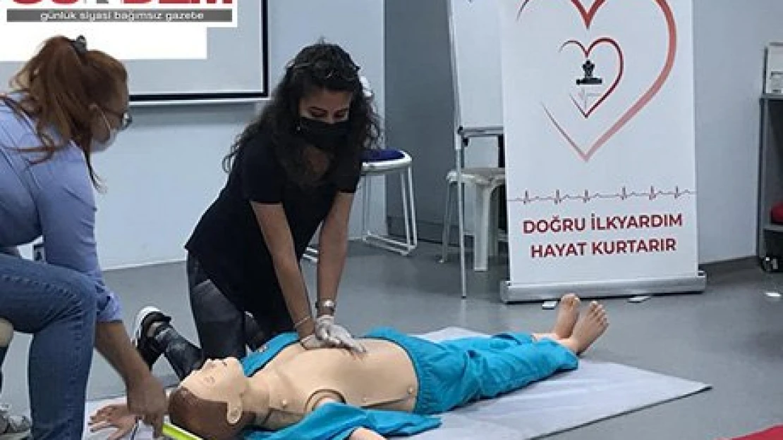 Eğitimler devam ediyor