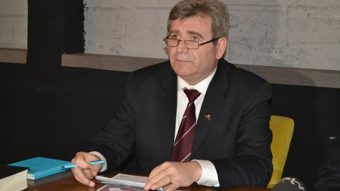 Özcan yeniden başkan