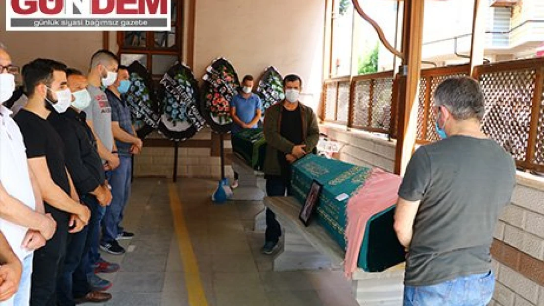 Türker'in (24) cenazesi, memleketi Tekirdağ'ın Şarköy ilçesinde toprağa verildi.