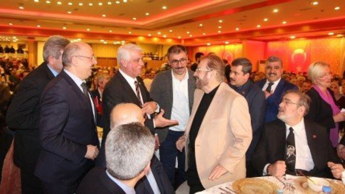 Yüzde 50 oy sözü verdi