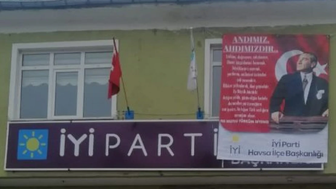 Andımız için posterli tepki