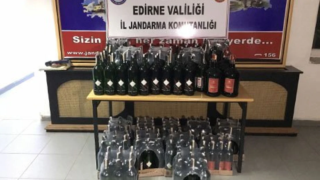 Kaçak içkiye jandarma dur dedi