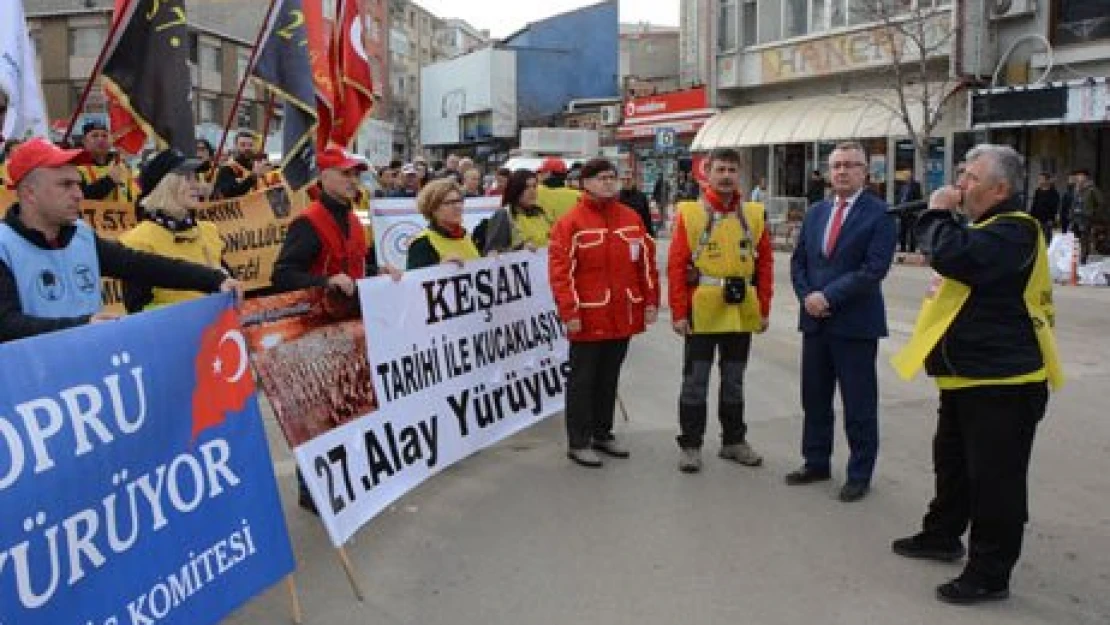 57. Alay gönüllüleri Çanakkale'ye yürüyor