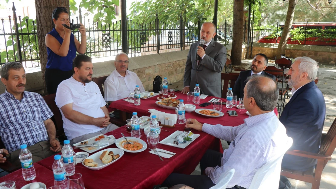 TÜ Camii'nin temeli Eylül'de