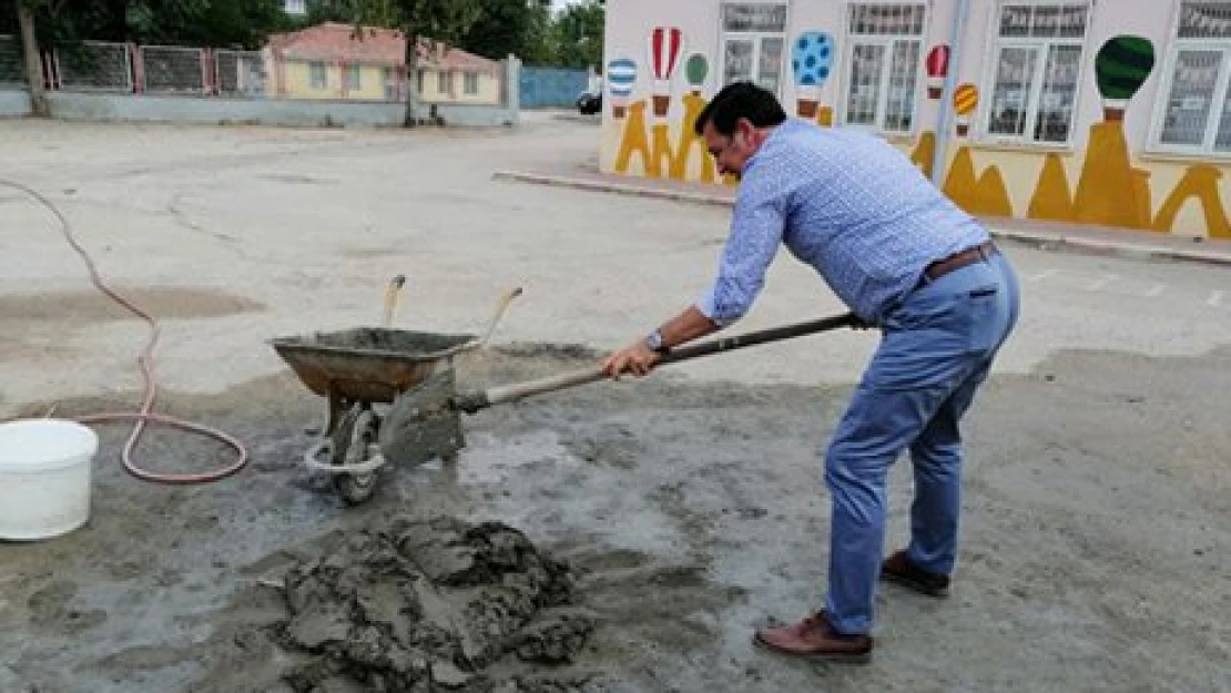 Mithatpaşa'ya vekil desteği