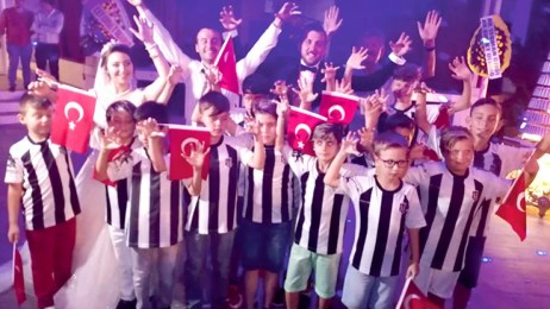 Böyle olur Beşiktaşlının düğünü