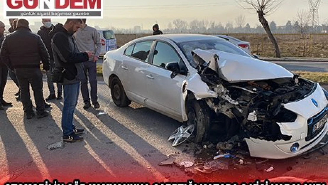 Edirne'de otomobilin çöp kamyonuna çarptığı kazada 2 kişi yaralandı