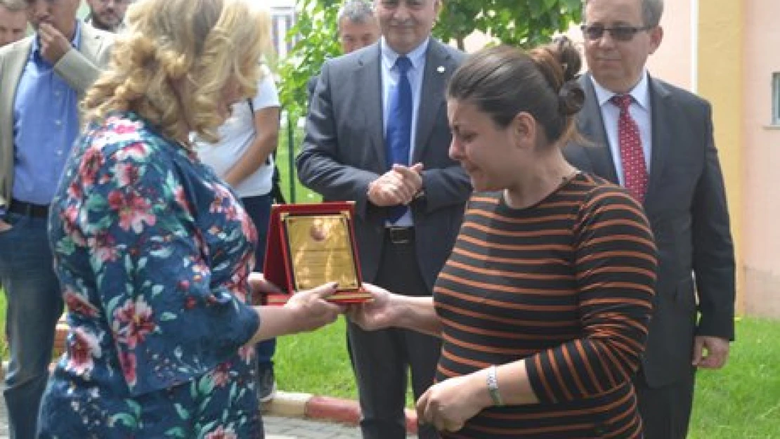 Hemşirelerden ahde vefa